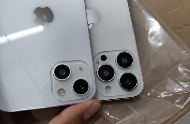 黔南苹果手机维修分享iPhone 13‌机模长什么样 